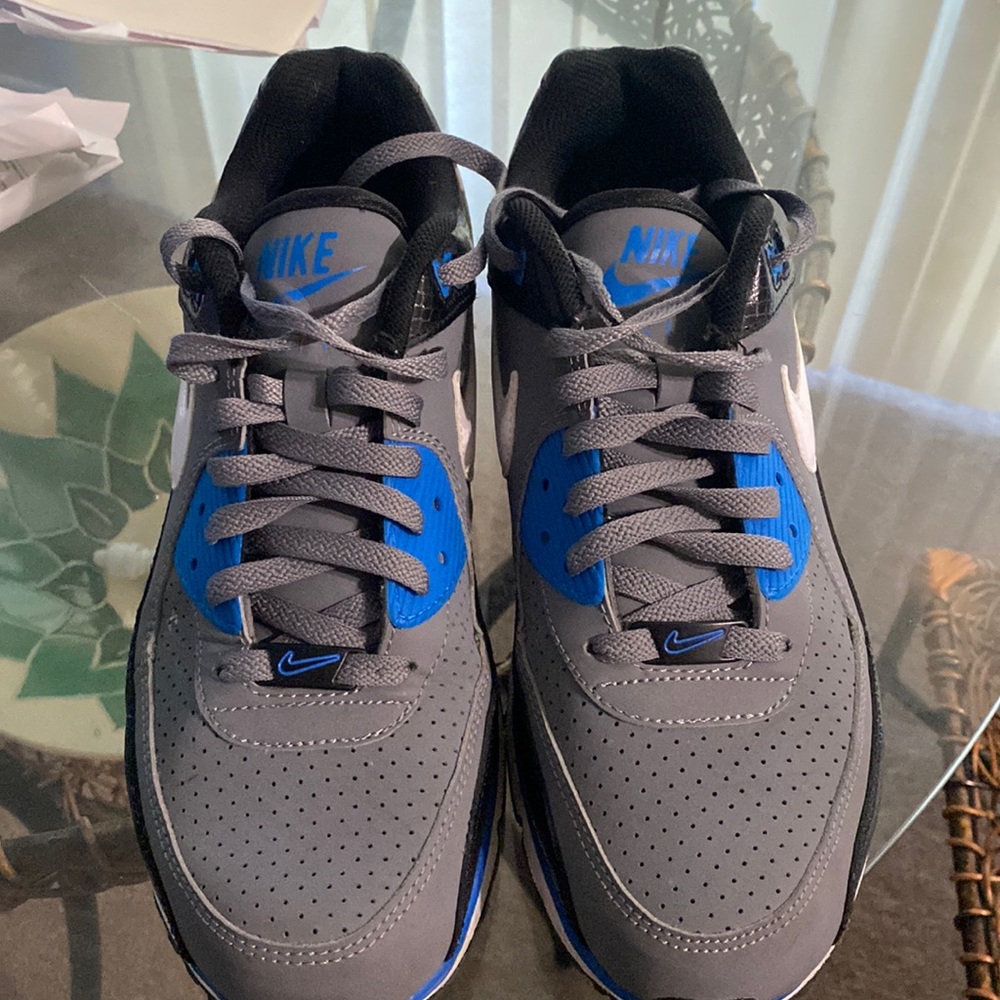 Nike air max size 10